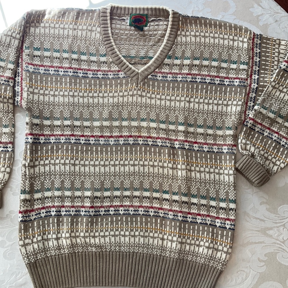 Pullover V-neck Sweater by Boston Traders L
